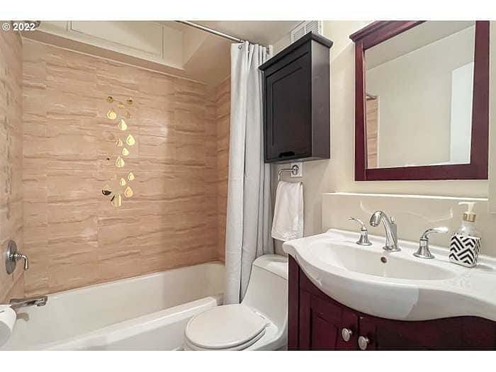 Furnished Finder property 392455_1 photo 8