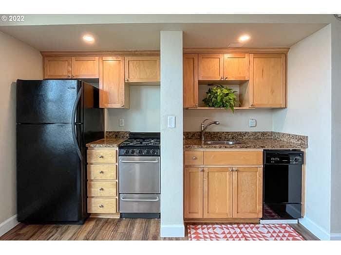 Furnished Finder property 392455_1 photo 11