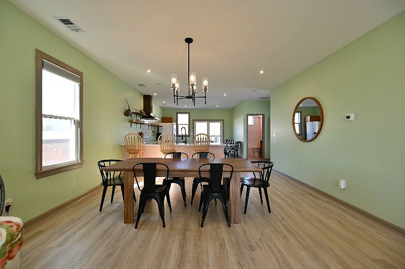 Furnished Finder property 392476_1 photo 3