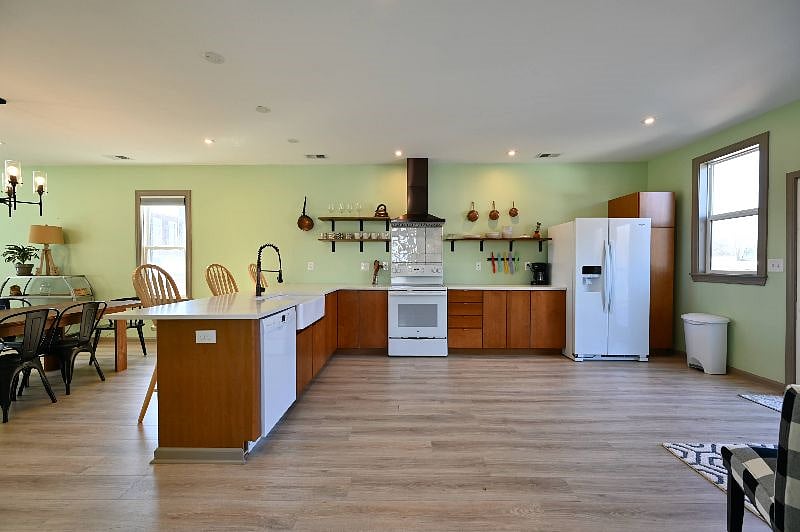 Furnished Finder property 392476_1 photo 9