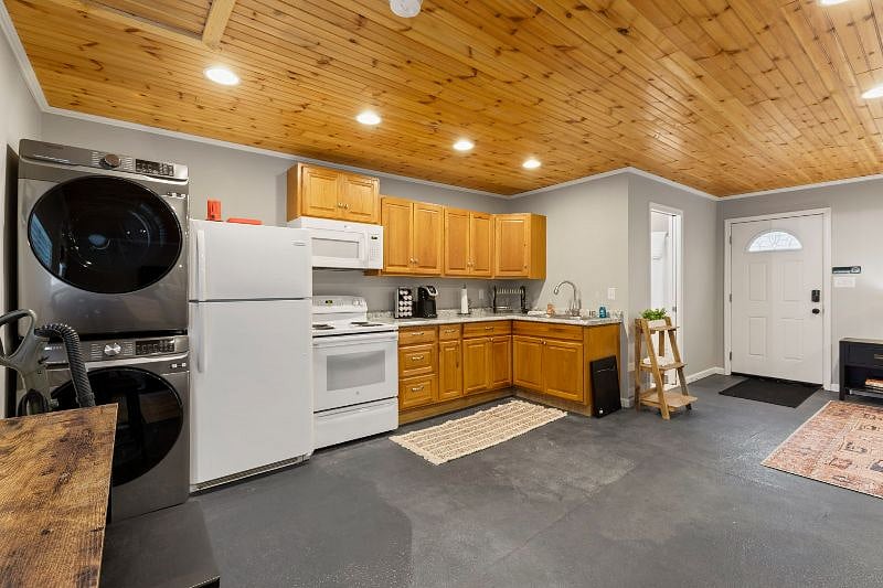 Furnished Finder property 392516_1 photo 6
