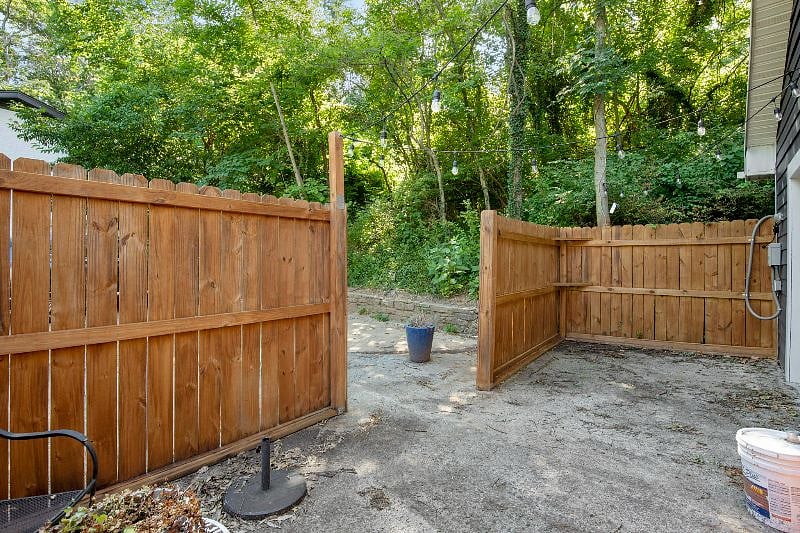 Furnished Finder property 392516_1 photo 21