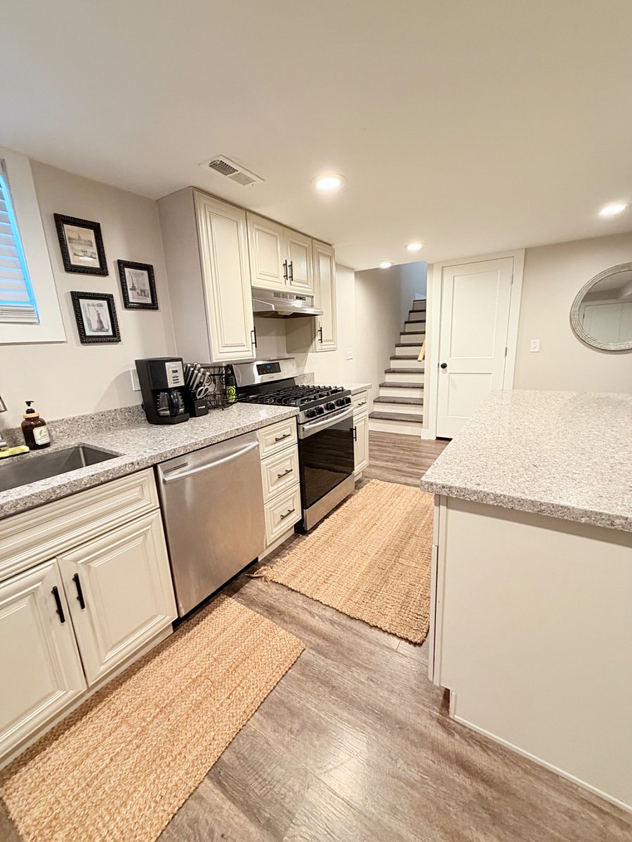Furnished Finder property 392566_2 photo 7