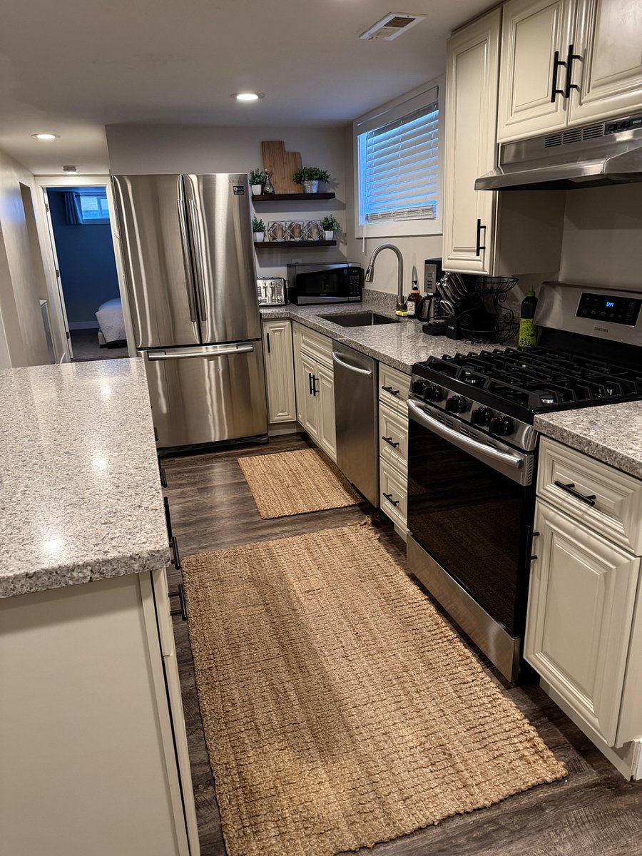 Furnished Finder property 392566_2 photo 4