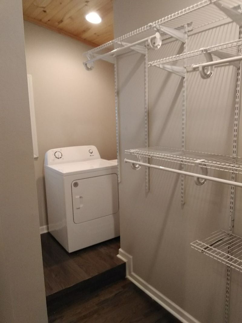 Furnished Finder property 392598_1 photo 13
