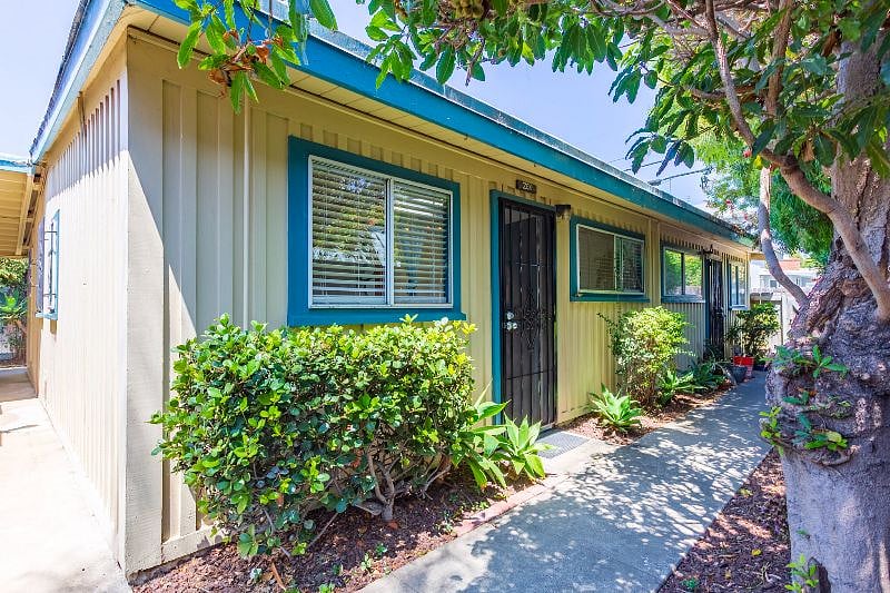 Welcome to the stylish Ocean Beach cottage!