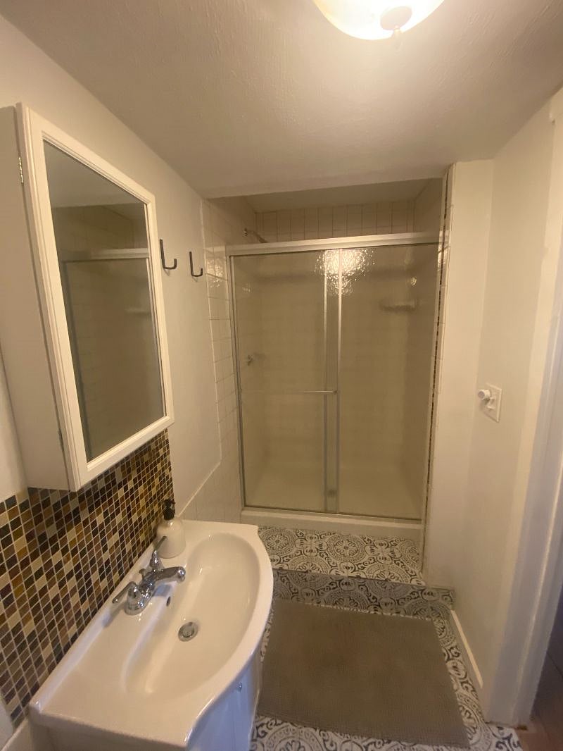 Furnished Finder property 392630_1 photo 5