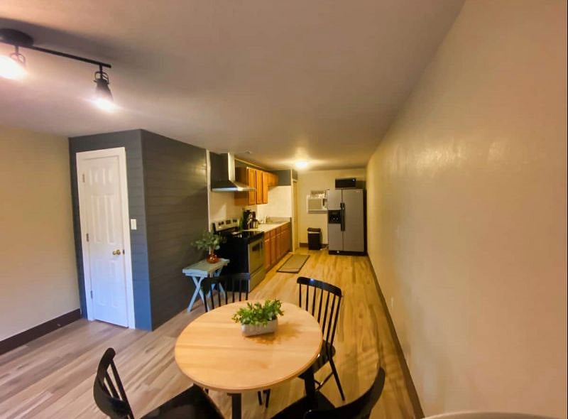 Furnished Finder property 392630_1 photo 7