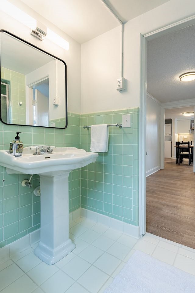 Furnished Finder property 392642_1 photo 18