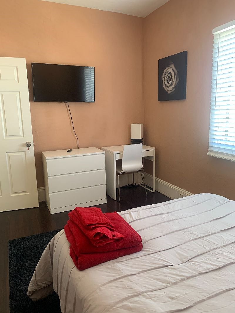 Furnished Finder property 392646_1 photo 21