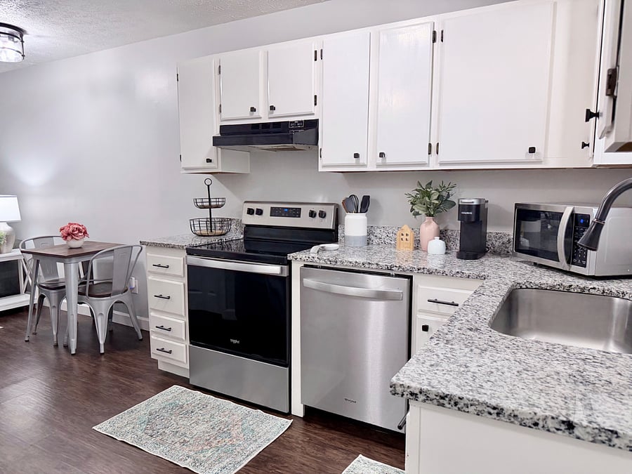 Furnished Finder property 392672_1 photo 6
