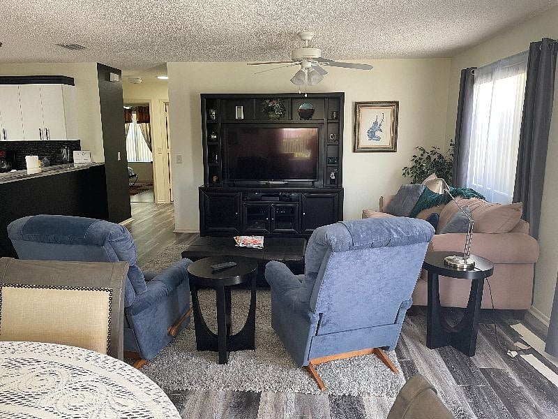 Furnished Finder property 392690_1 photo 6