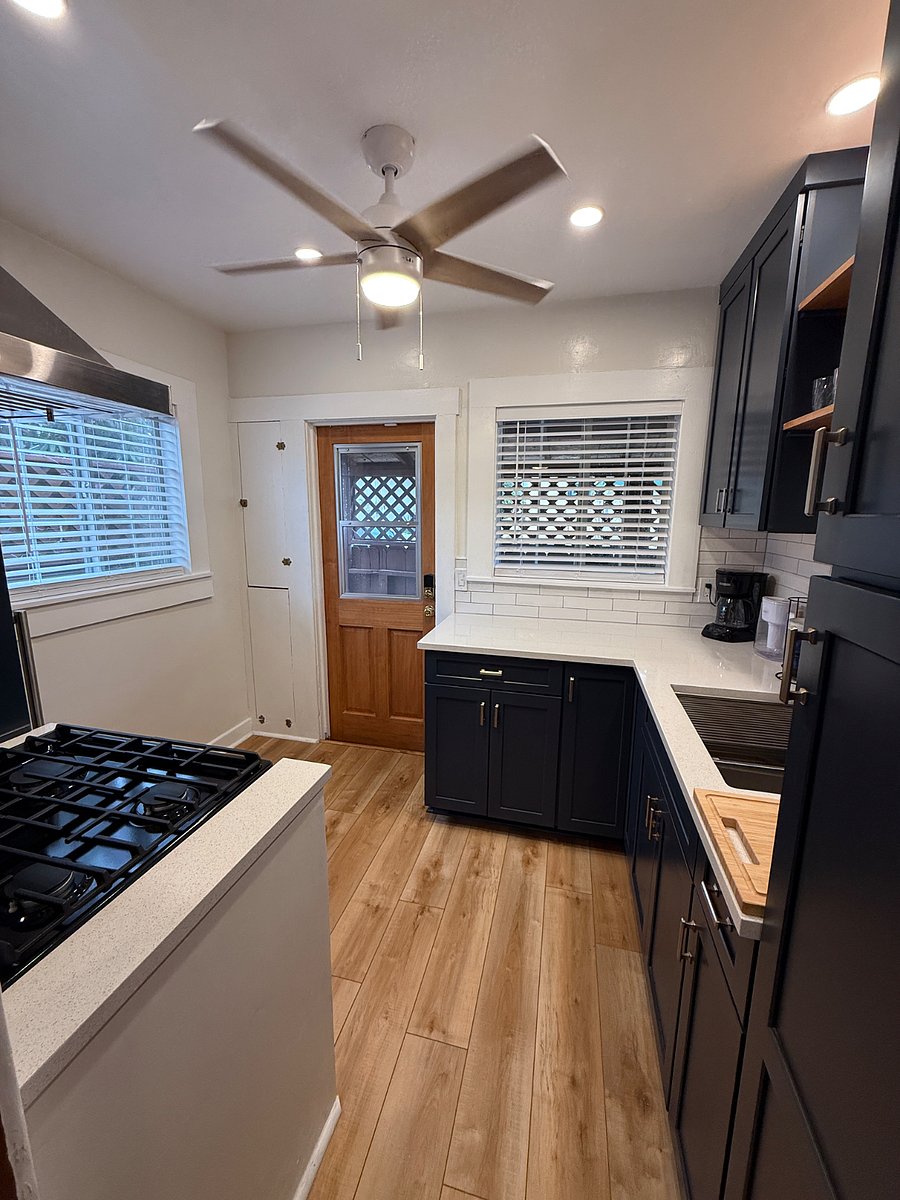 Furnished Finder property 392849_1 photo 11