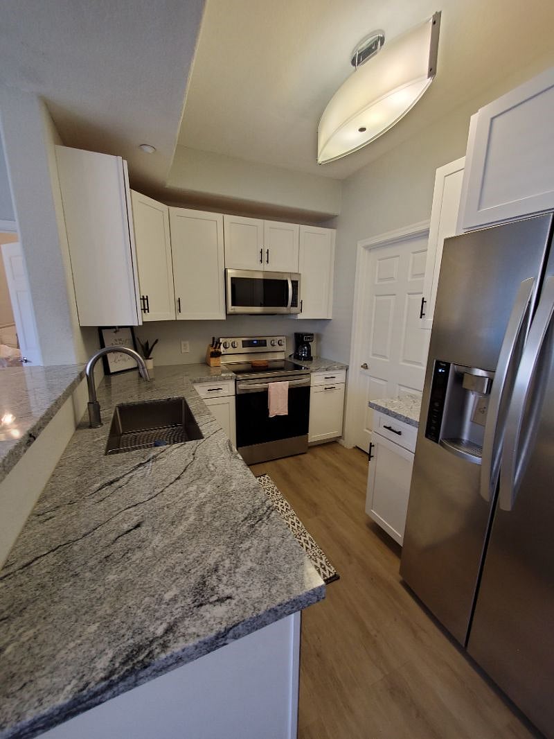 Furnished Finder property 392918_1 photo 6