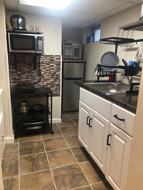 Furnished Finder property 392965_4 photo 3