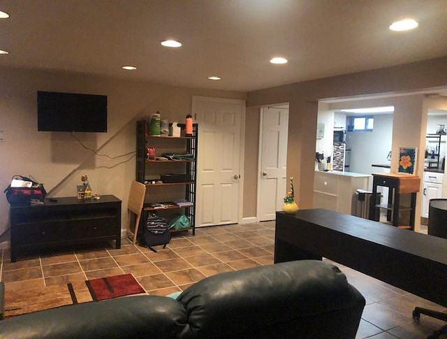 Furnished Finder property 392965_4 photo 4