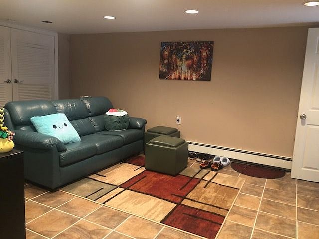 Furnished Finder property 392965_4 photo 5