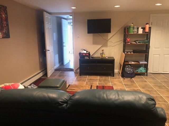Furnished Finder property 392965_4 photo 6
