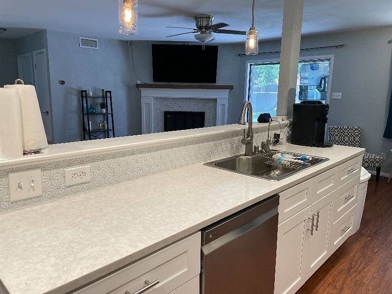 Furnished Finder property 393088_2 photo 9
