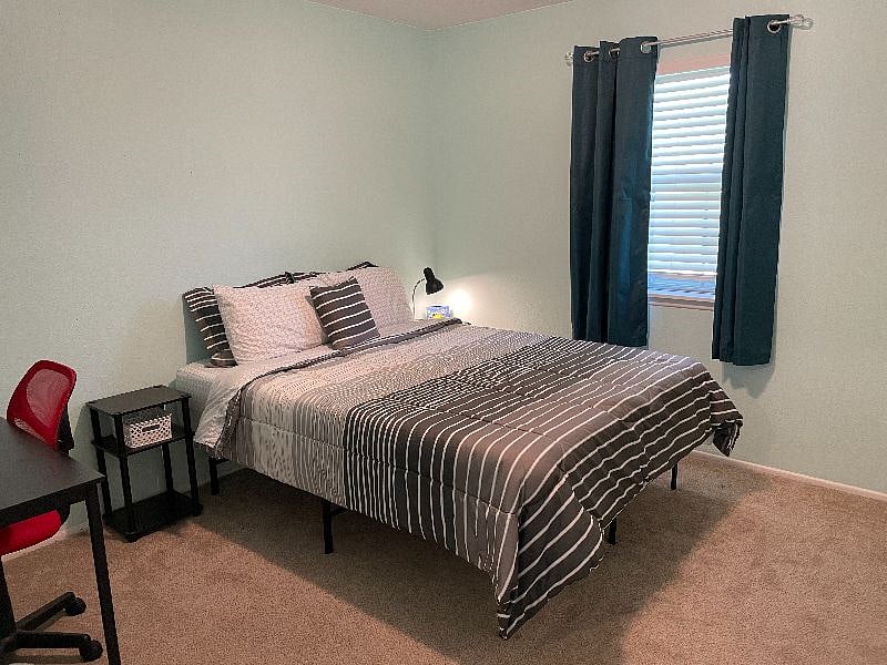 Furnished Finder property 393088_2 photo 1