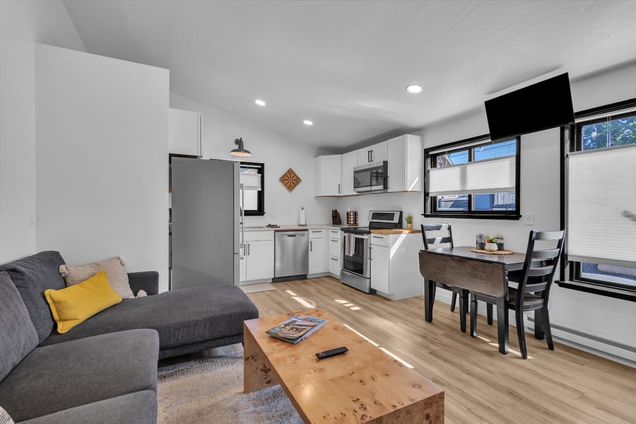 Furnished Finder property 393105_1 photo 7