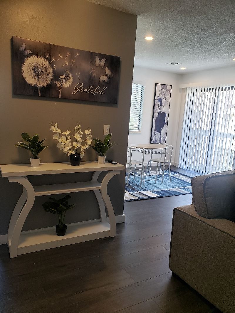 Furnished Finder property 393122_1 photo 8