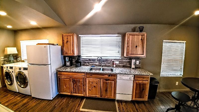 Furnished Finder property 393184_1 photo 3