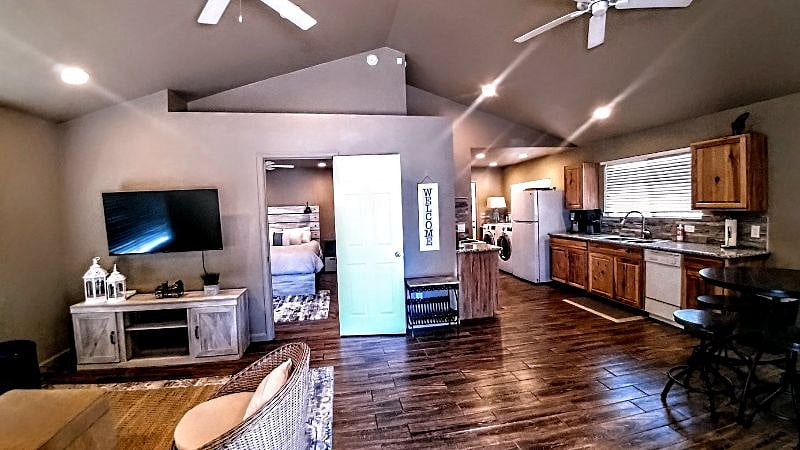 Furnished Finder property 393184_1 photo 5