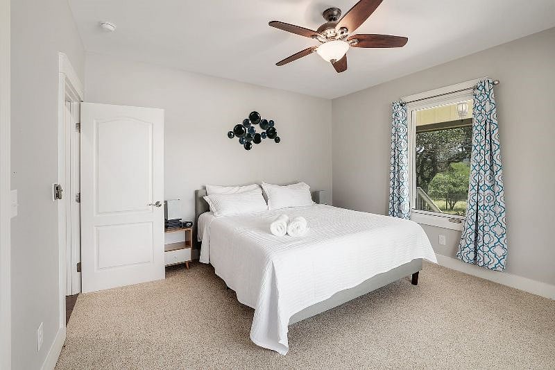 Furnished Finder property 393210_1 photo 16