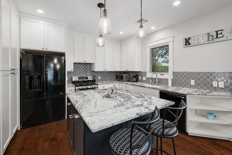 Furnished Finder property 393210_1 photo 20