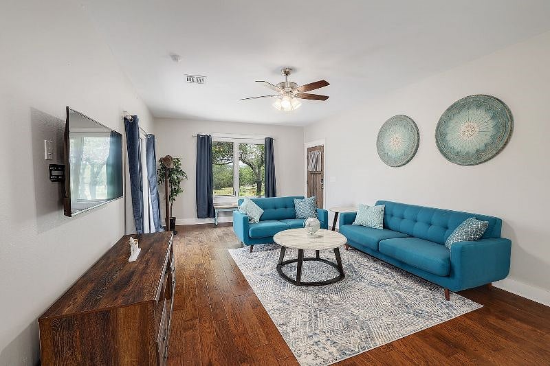 Furnished Finder property 393210_1 photo 31
