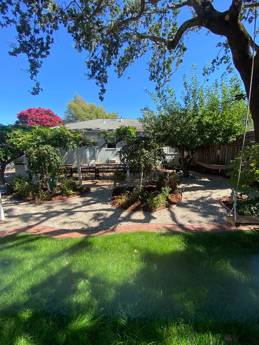 Furnished Finder property 393230_1 photo 11