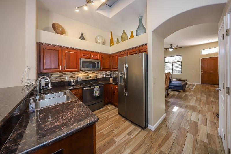 Furnished Finder property 393241_1 photo 8