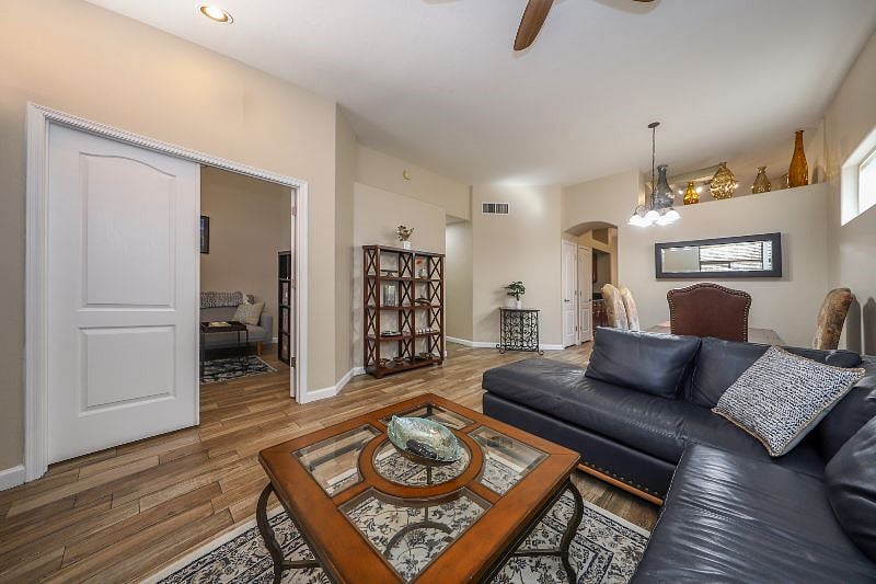 Furnished Finder property 393241_1 photo 3