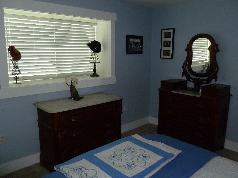 The blue room - Queen bed