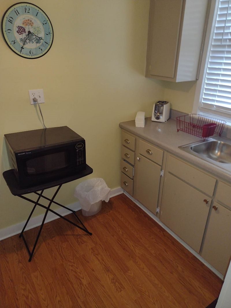 Furnished Finder property 393390_3 photo 8