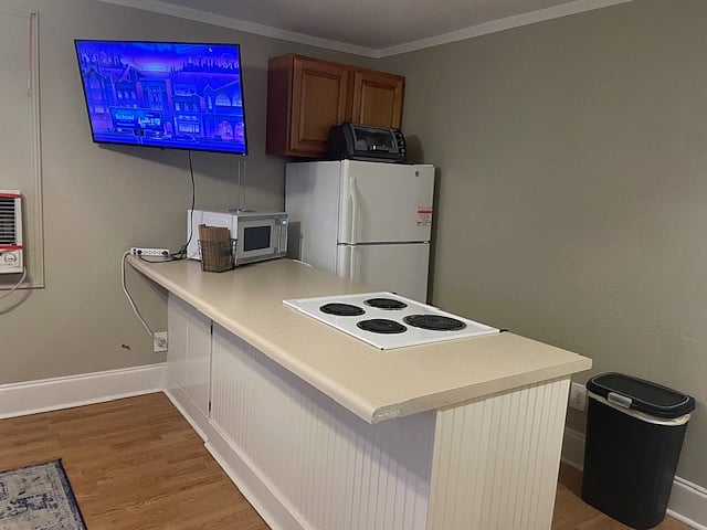 Furnished Finder property 393390_6 photo 4