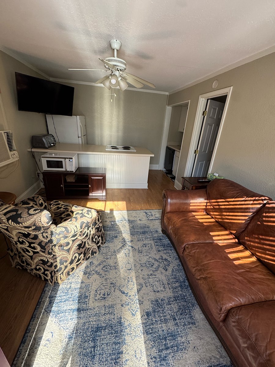 Furnished Finder property 393390_6 photo 3