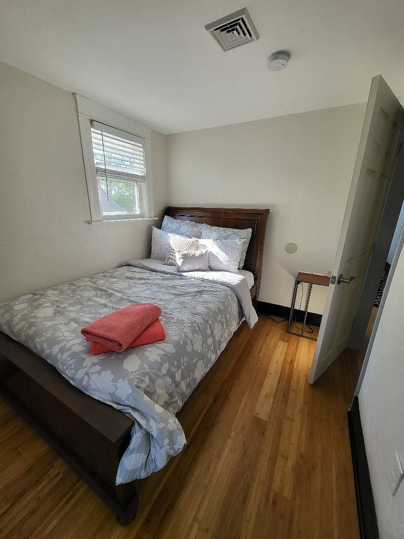 Furnished Finder property 393391_1 photo 38