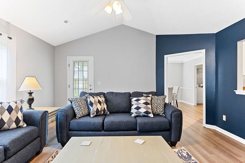 Furnished Finder property 393401_1 photo 4