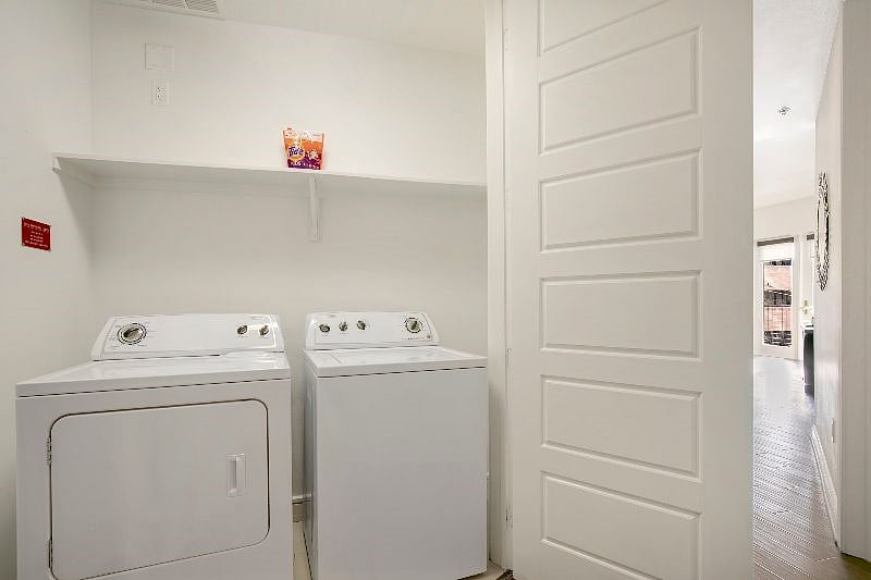 Furnished Finder property 393453_1 photo 70