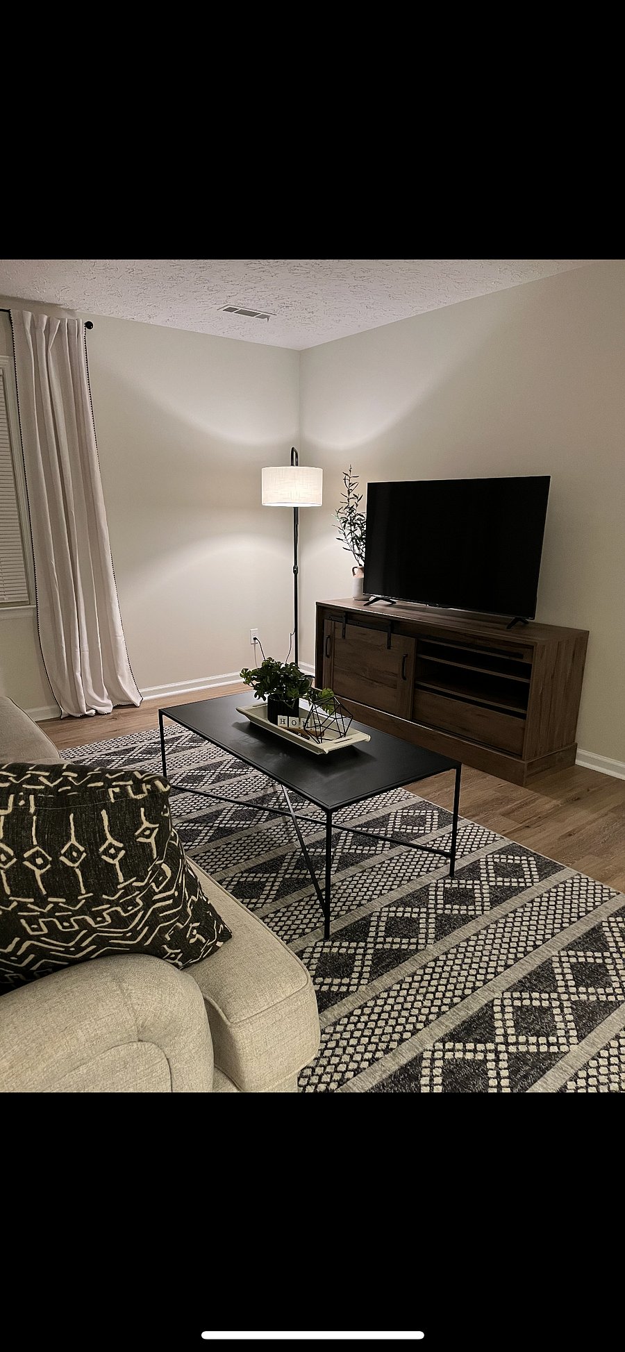 Furnished Finder property 393480_1 photo 8