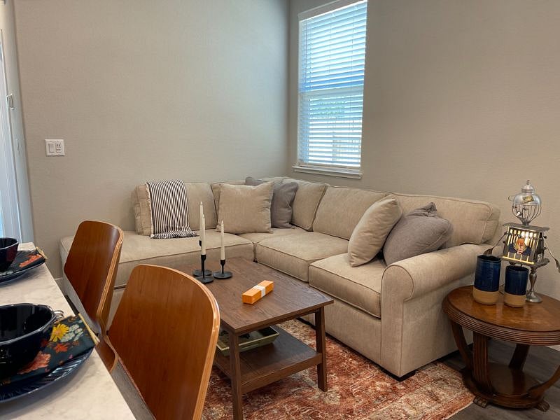 Furnished Finder property 393505_1 photo 7