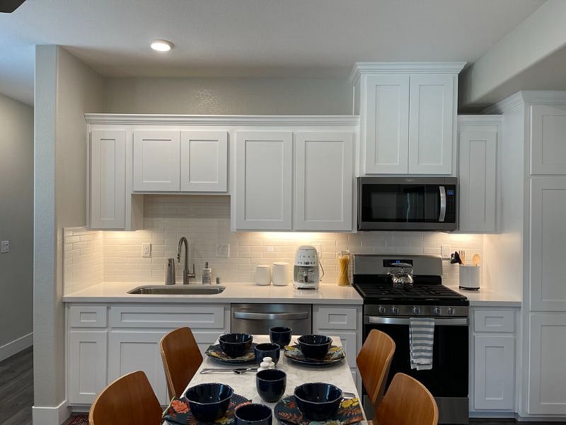 Furnished Finder property 393505_1 photo 8