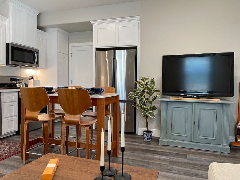 Furnished Finder property 393505_1 photo 11