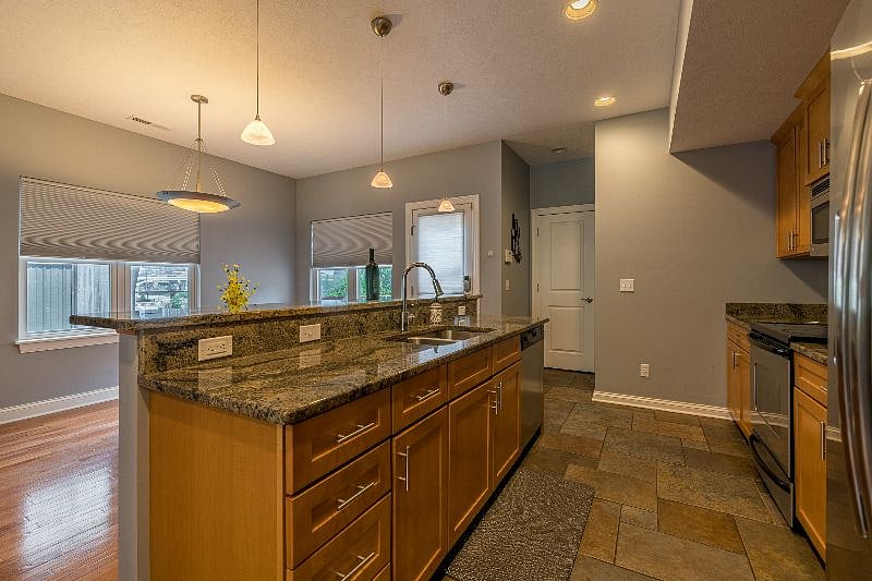Furnished Finder property 393563_1 photo 21