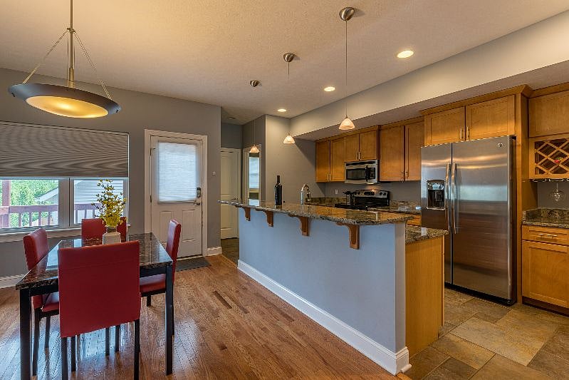 Furnished Finder property 393563_1 photo 24