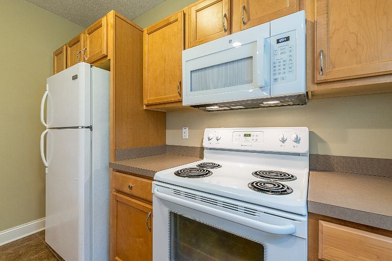 Furnished Finder property 393563_2 photo 3