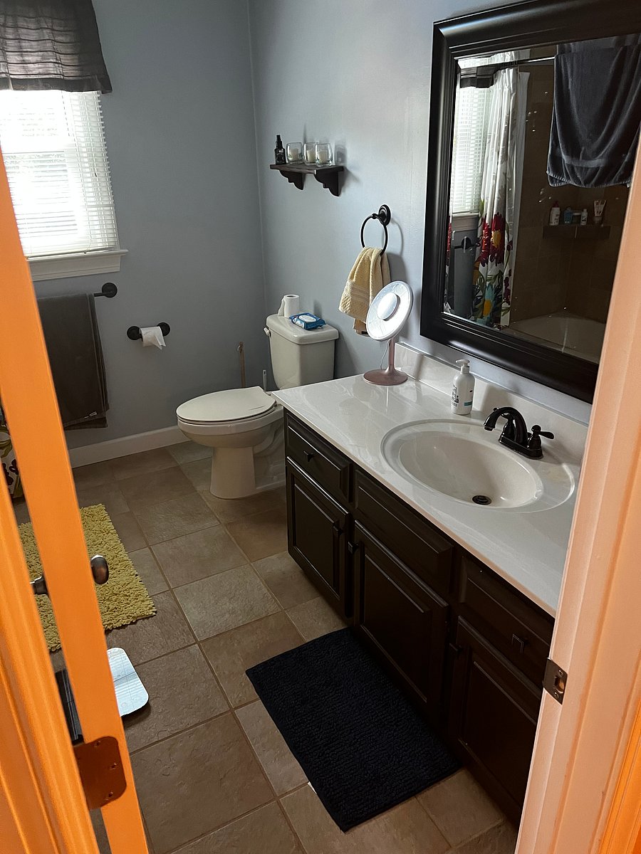 Private bathroom in hallway