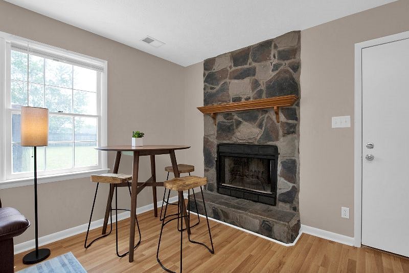 Furnished Finder property 393639_1 photo 4